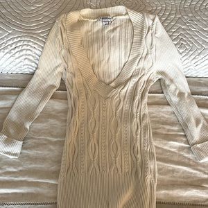 Classic yet sexy cable knit Vneck